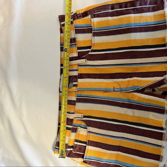 Frame Denim Yellow and Brown Striped Jean Shorts - Picture 8 of 11